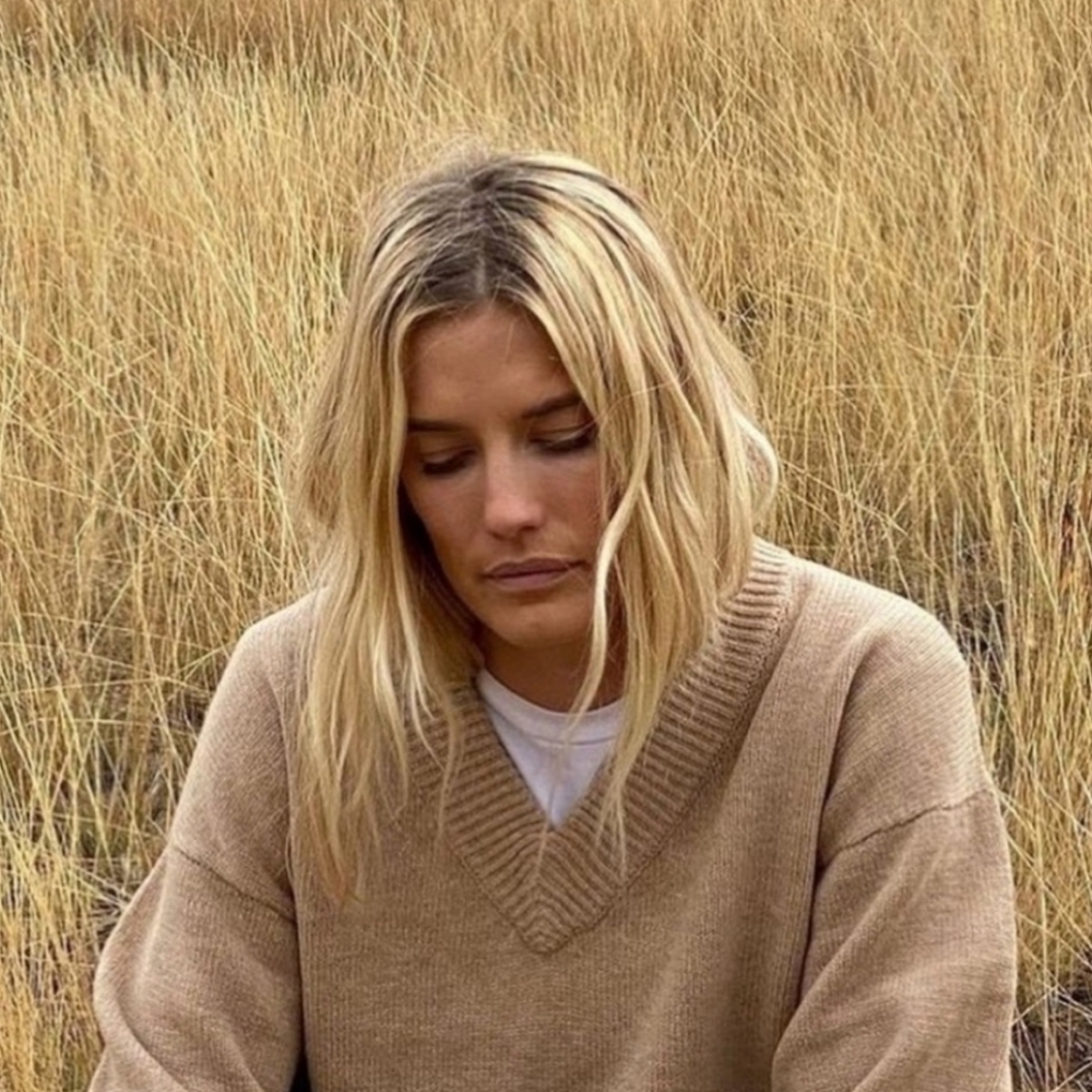 Cozy Tan Wool Blend  V-Neck Oversized Sweater - Picture 4 of 14